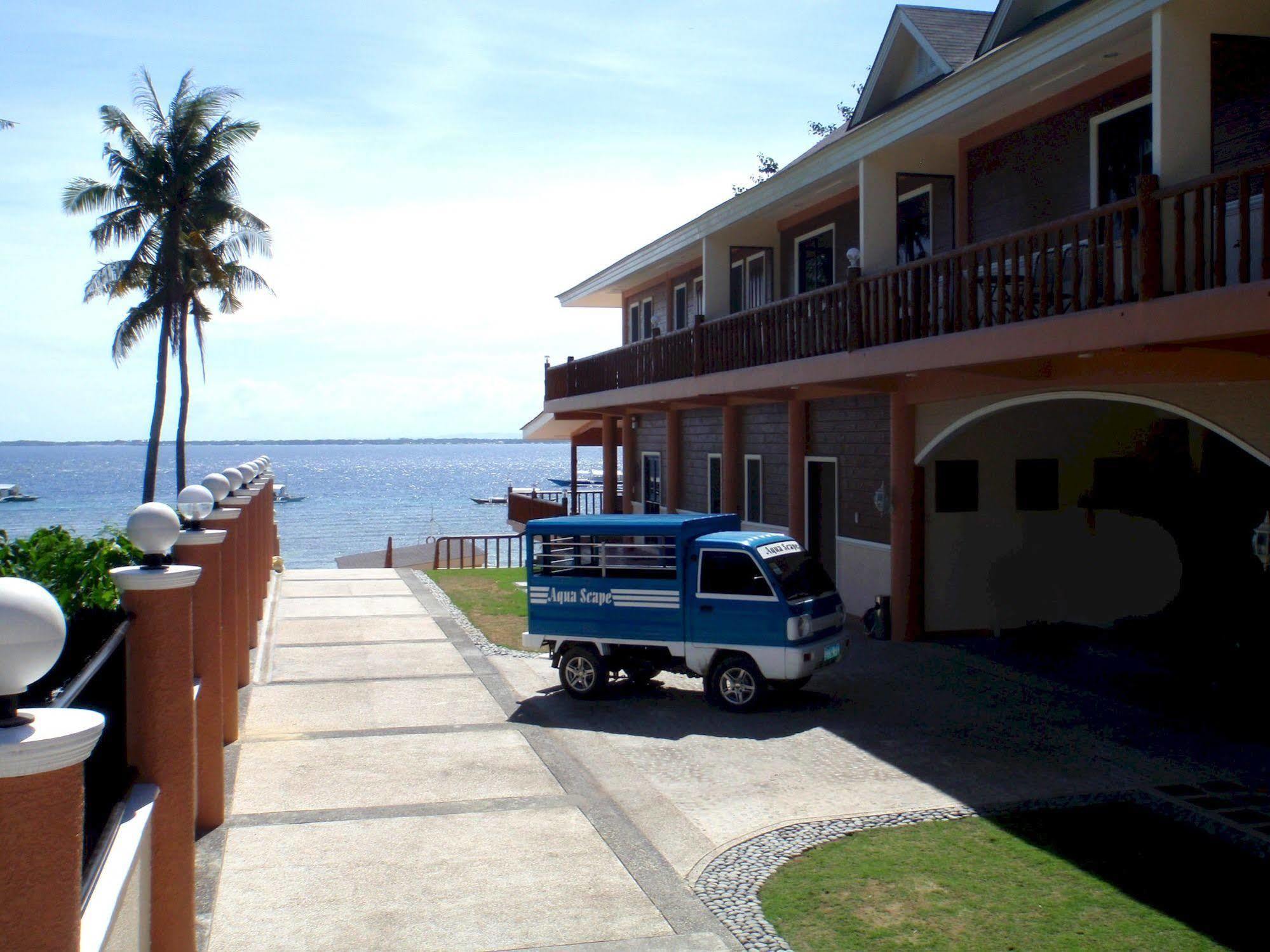 Punta House Hotel Lapu-Lapu City Exterior photo
